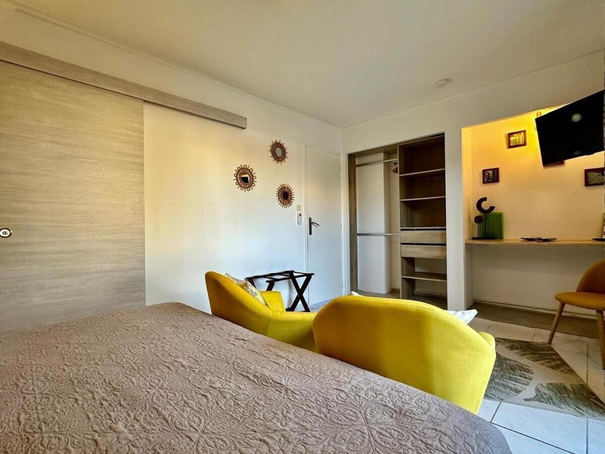 Riba D'Aude Spa Privatif Carcassonne Room photo
